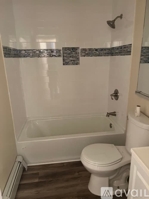 Bloomfield Condo: 82 Sutton Place