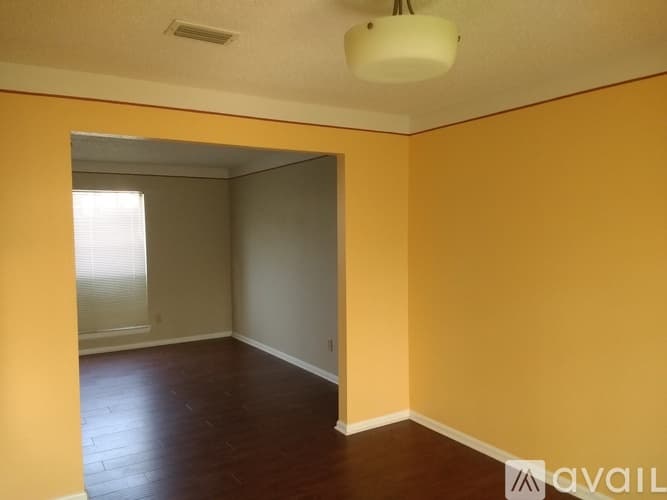 Grand Prairie House: 2361 Shirecreek Cir
