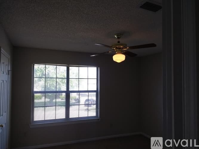 Grand Prairie House: 2361 Shirecreek Cir