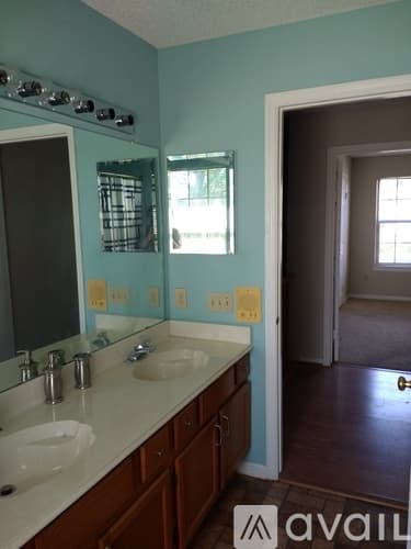 Grand Prairie House: 2361 Shirecreek Cir