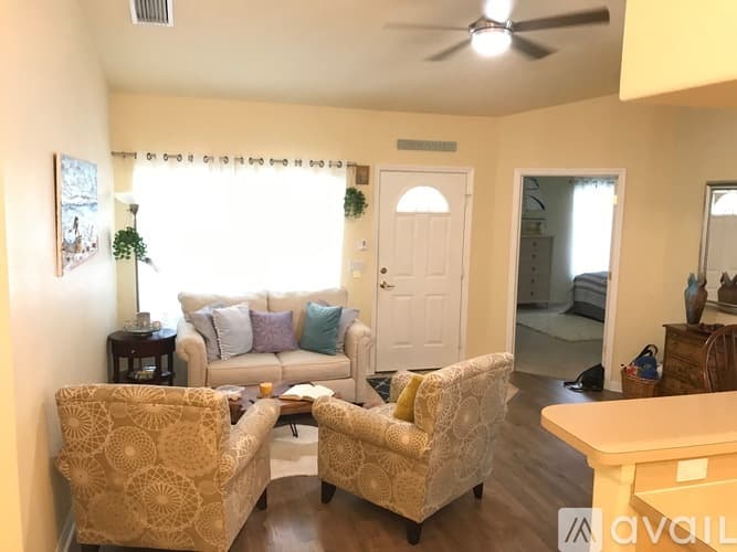 Venice Apartment: 600 Mirabella Circle