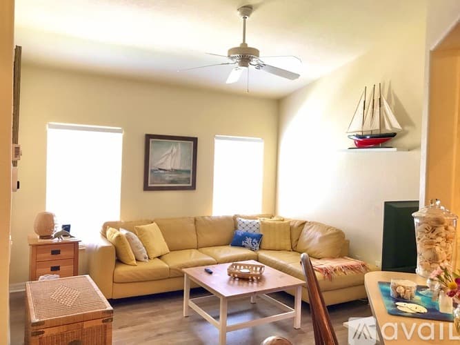 Venice Apartment: 600 Mirabella Circle