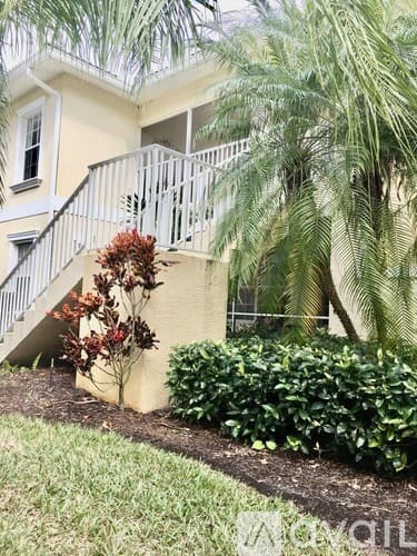 Venice Apartment: 600 Mirabella Circle