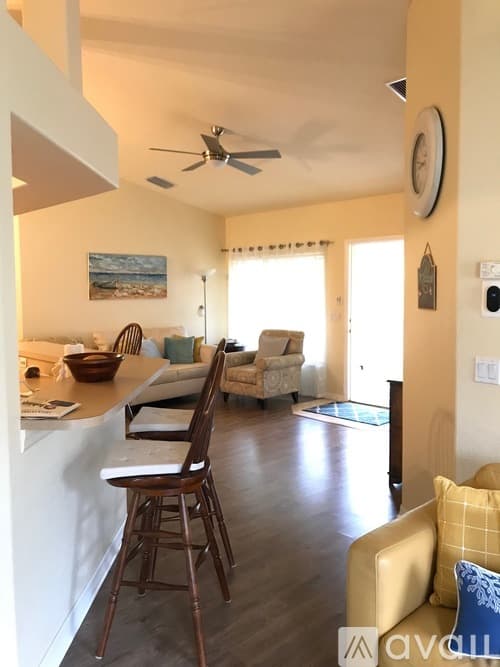 Venice Apartment: 600 Mirabella Circle