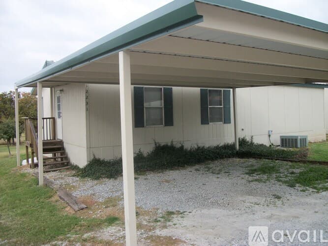 Azle House: 12231 Farm To Market Rd 730 N
