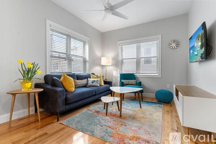 Boston Apartment: 86 Marine Rd