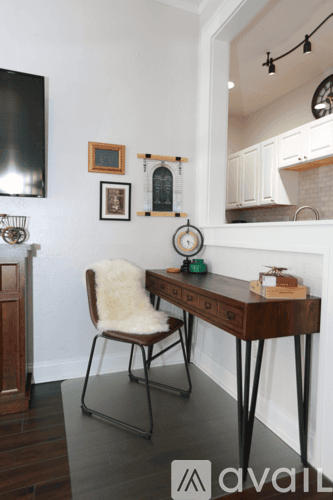 Tampa Apartment: 407 South Melville Avenue