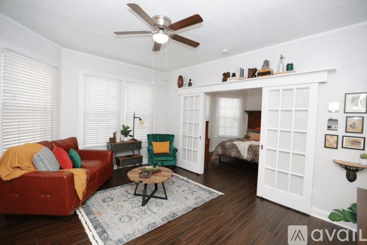 Tampa Apartment: 407 South Melville Avenue