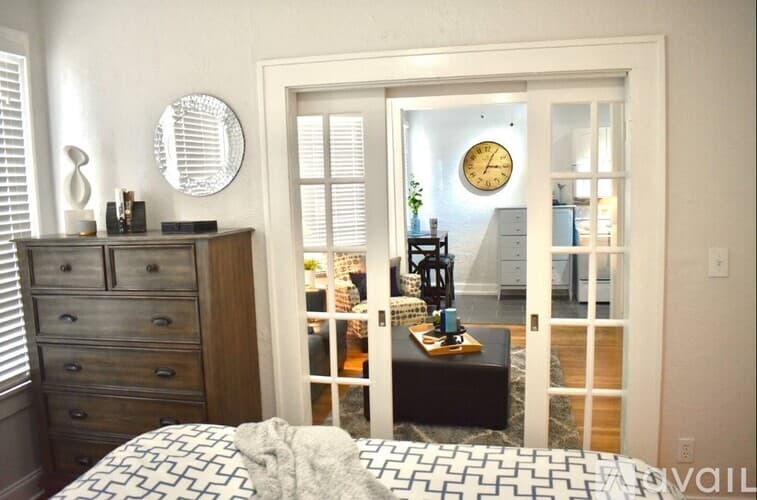 Tampa Apartment: 407 South Melville Avenue