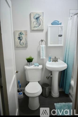 Tampa Apartment: 407 South Melville Avenue