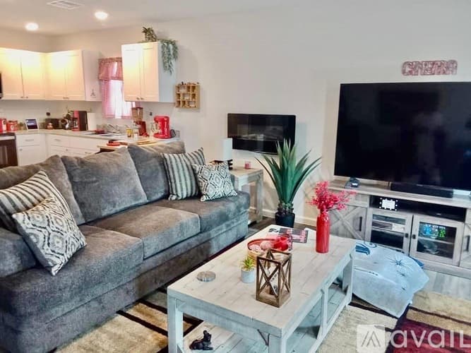 Bullhead City House: 2412 Village Drive