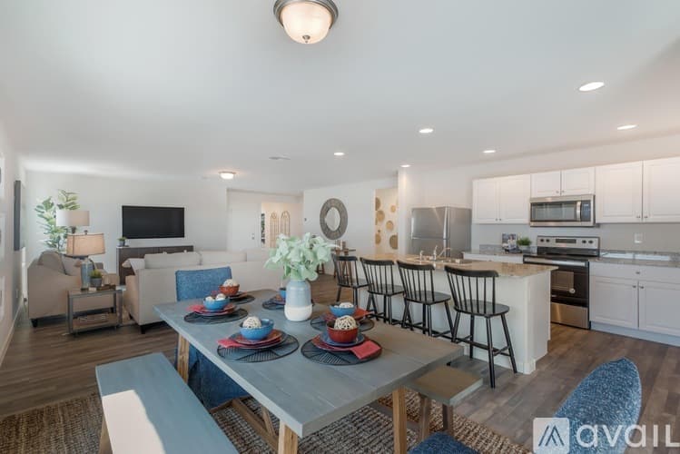 Bullhead City House: 2412 Village Drive