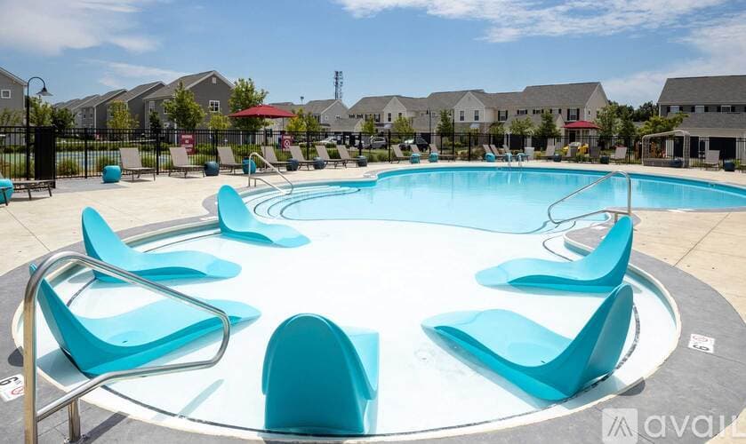 Powell Apartment: 3400 Club Way Court