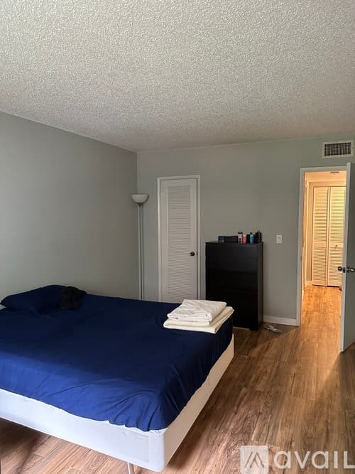 Pompano Beach Condo: 251 South Cypress Road