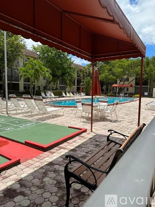 Pompano Beach Condo: 251 South Cypress Road