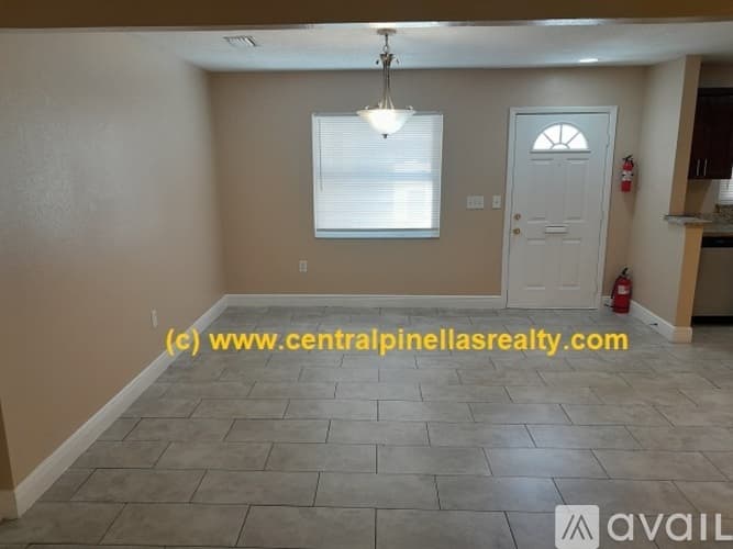 Clearwater House: 1818 East Dr