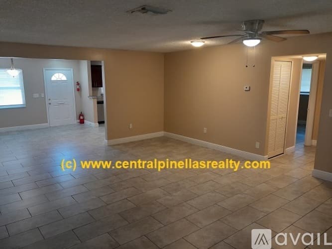 Clearwater House: 1818 East Dr