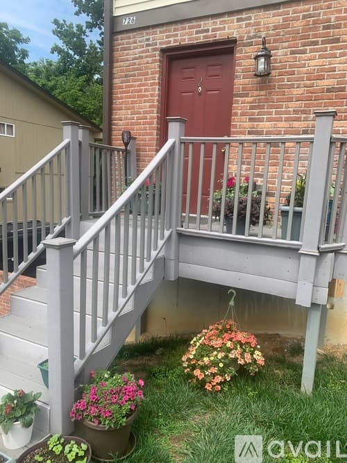 Cincinnati Apartment: 732 Ohio Pike