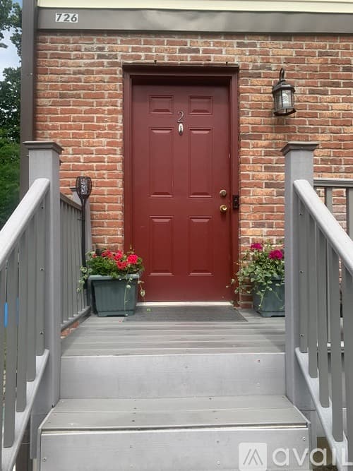 Cincinnati Apartment: 732 Ohio Pike