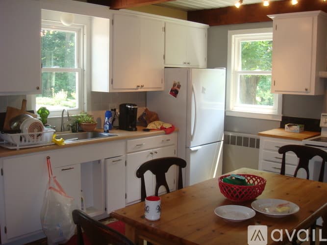 Farmington House: 33 Reservoir Rd