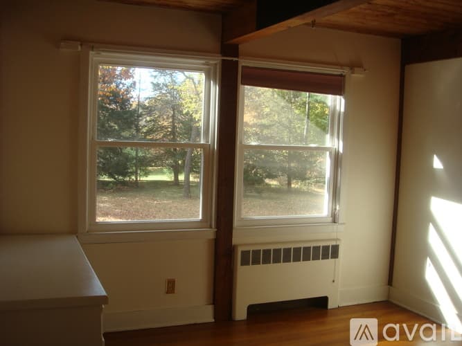 Farmington House: 33 Reservoir Rd