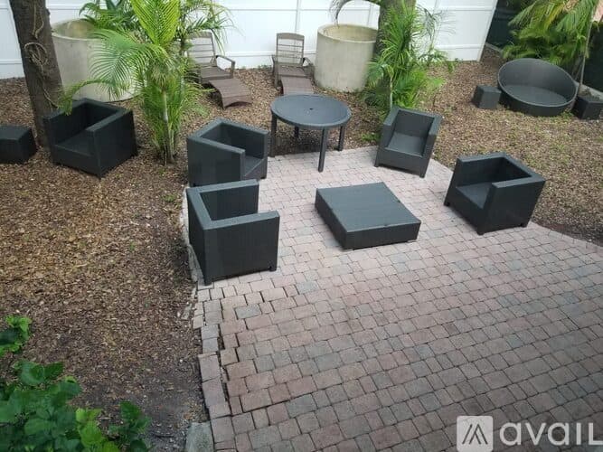 Miami House: 1140 Northwest 18th Place