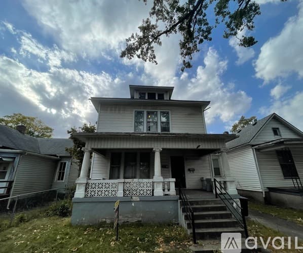 Terre Haute Apartment: 1005 S 8th St