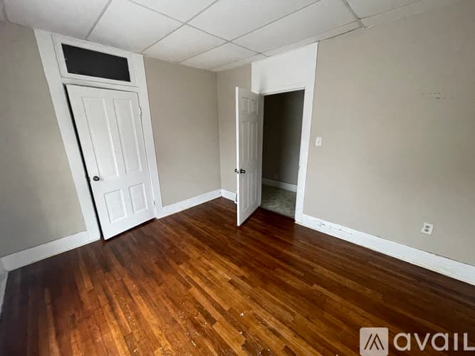 Terre Haute Apartment: 1005 S 8th St