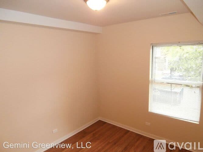Chicago Apartment: 6971 N Greenview Ave