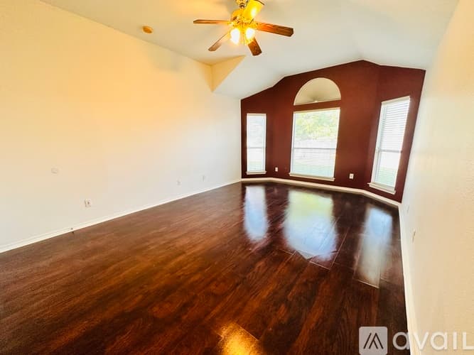 Arlington House: 8015 Peregrine Trail