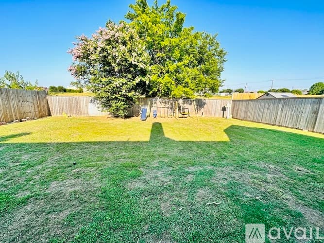 Arlington House: 8015 Peregrine Trail