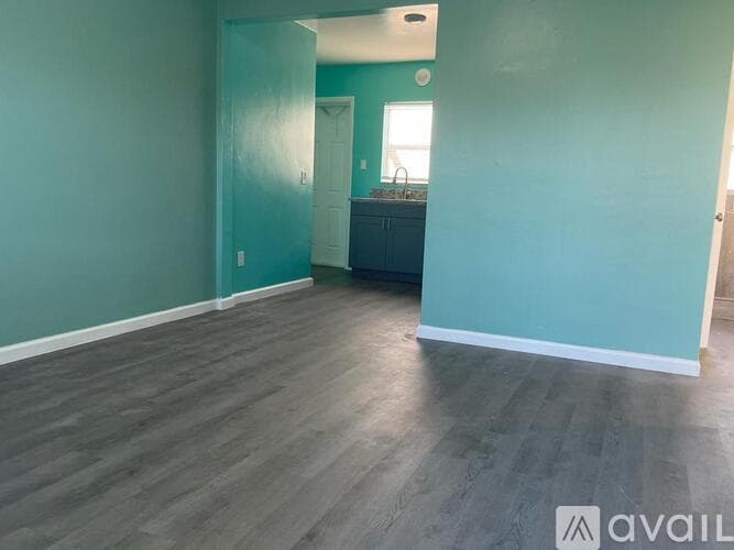 Largo Apartment: 363 Ridge Rd NW