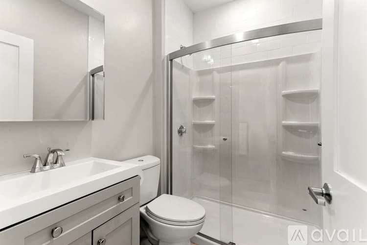 Boston Apartment: 1047 Saratoga St