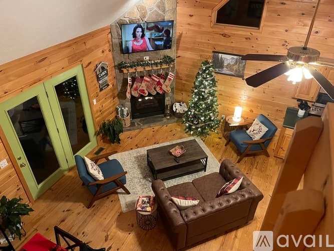 Blairsville House: 177 Earney Road