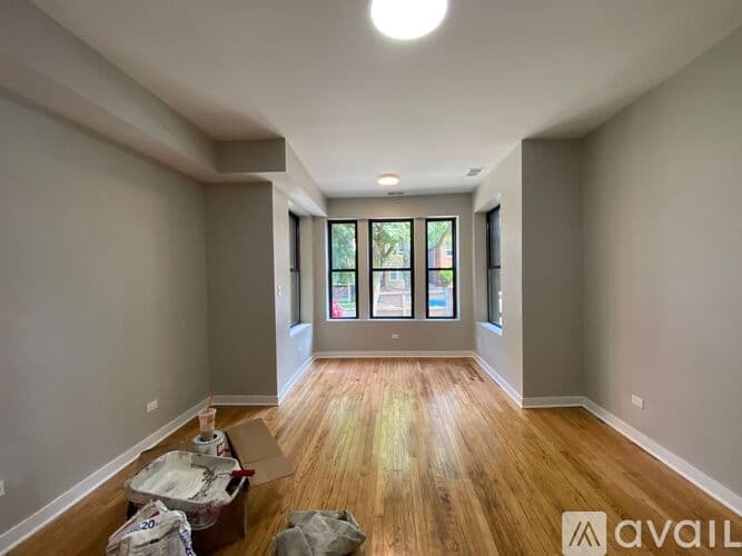 Chicago Apartment: 1741 W Wallen Ave