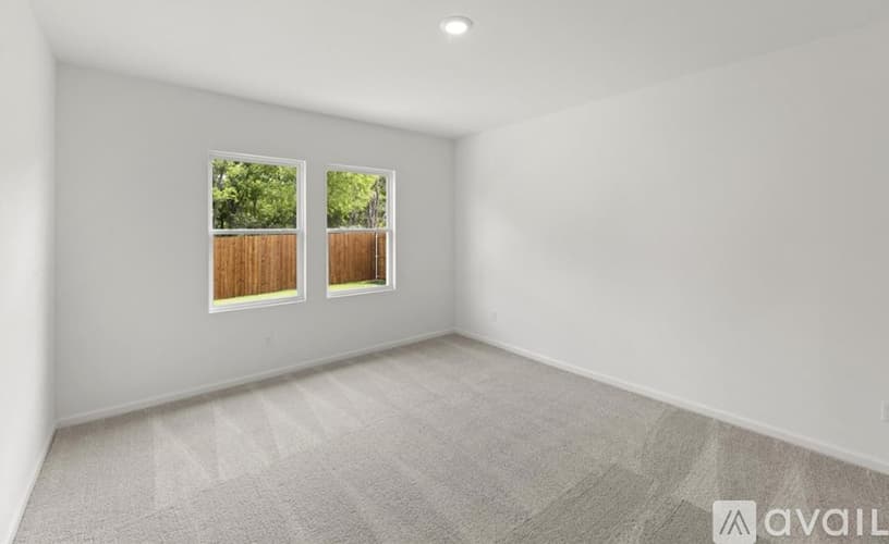 Edgecliff Village House: 17 Glen Crossings Rd