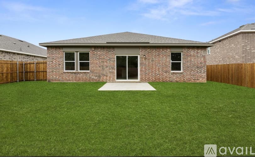 Edgecliff Village House: 17 Glen Crossings Rd
