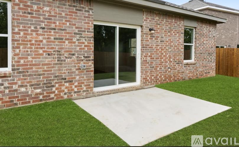 Edgecliff Village House: 17 Glen Crossings Rd