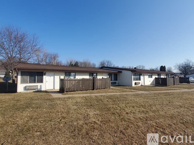 Sparta Apartment: 1005 St Anne St