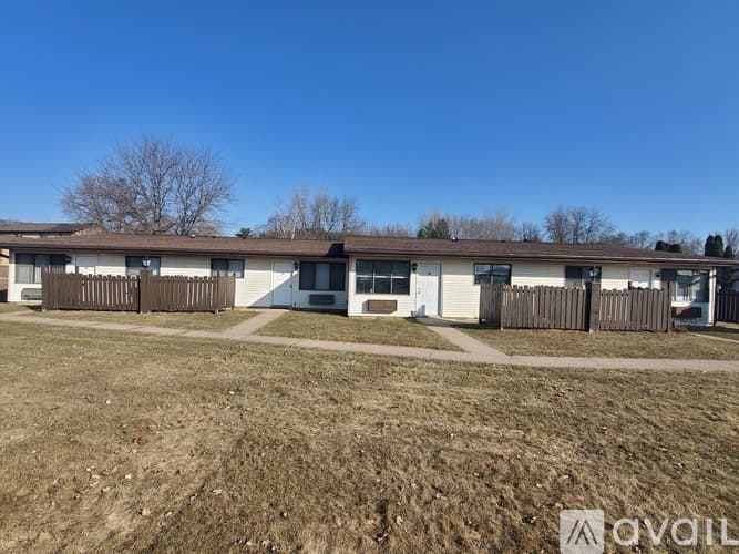 Sparta Apartment: 1005 St Anne St