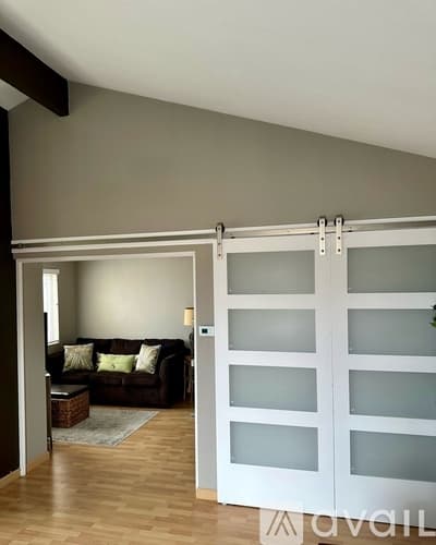 Carlsbad House: 909 Caminito Madrigal D