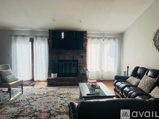 Springfield House: 329 Golf Road