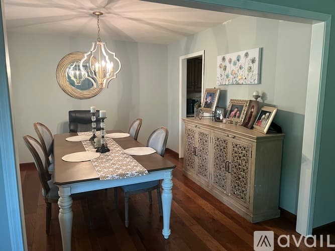 Springfield House: 329 Golf Road