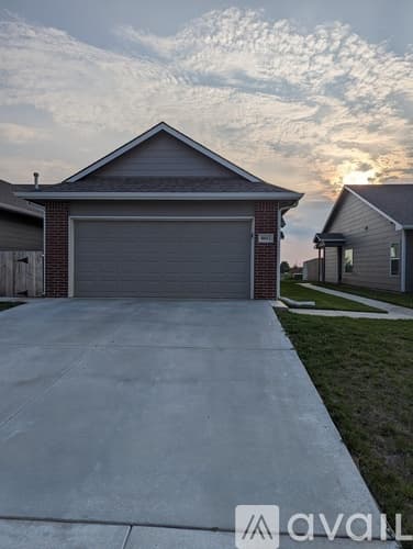 Wichita Townhome: 8012 East 34th Court South