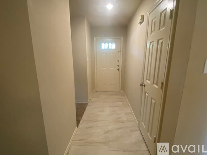 Fort Worth House: 10725 Lone Pine Lane
