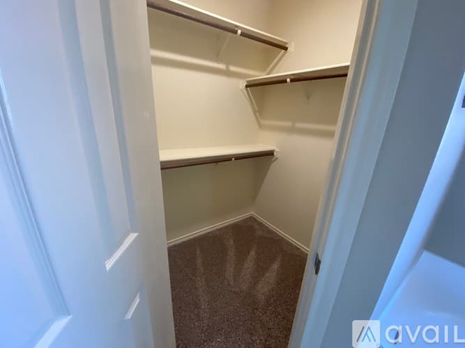 Fort Worth House: 10725 Lone Pine Lane