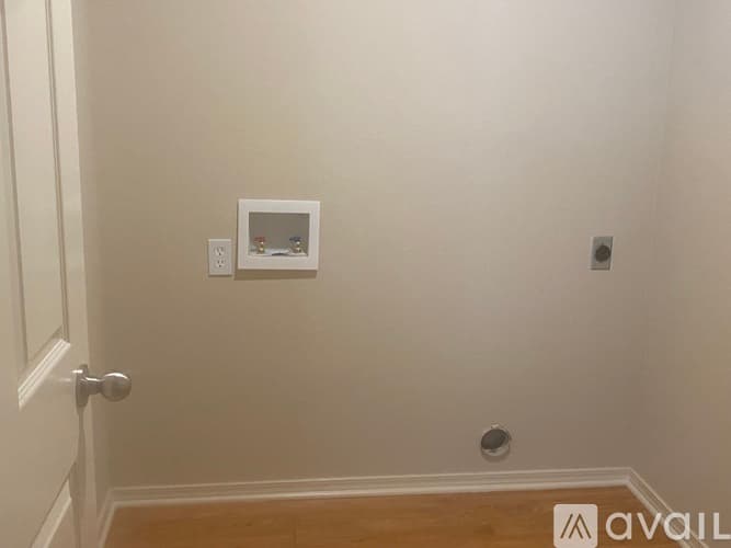 Fort Worth House: 10725 Lone Pine Lane