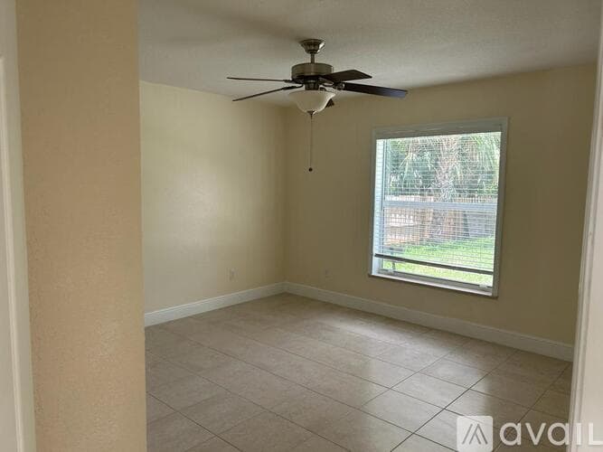 Fort Pierce House: 2426 Oak Drive