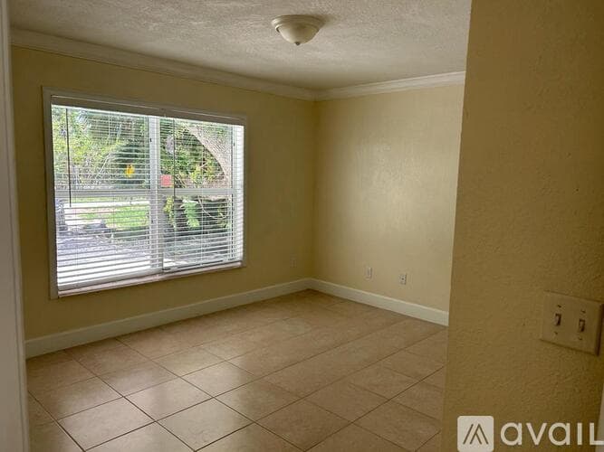Fort Pierce House: 2426 Oak Drive