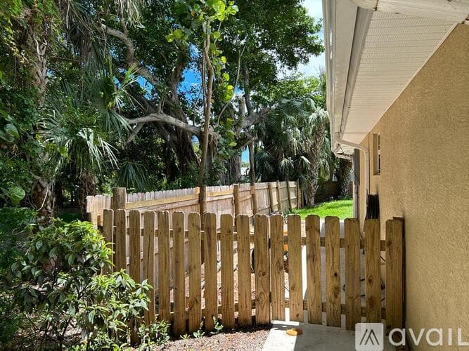 Fort Pierce House: 2426 Oak Drive